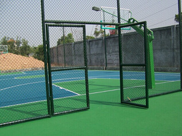 体育场围栏网门图片